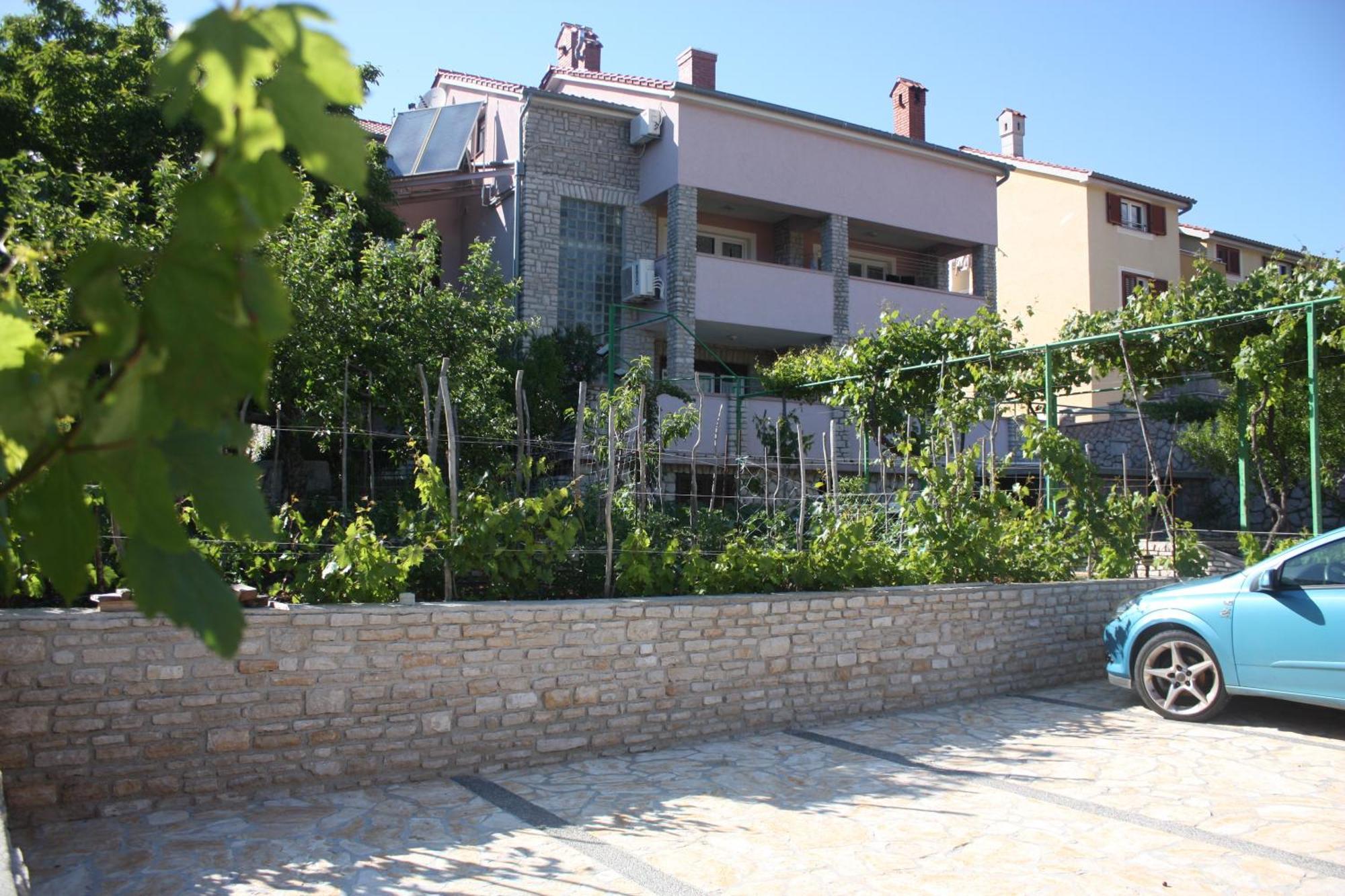 Apartments Izabela Muzic-Fornaric Cres Exteriör bild